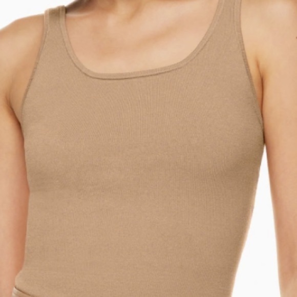 Babaton Sculpt Knit Squareneck Contour Hip Length Tank - Picture 2 of 6